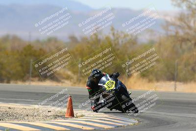 media/Apr-17-2022-CVMA (Sun) [[f474cfa795]]/Race 14 500 Supersport-350 Supersport (Holeshot)/